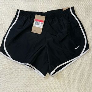 GIRLS DRI-FIT BLACK RUNNING SHORTS